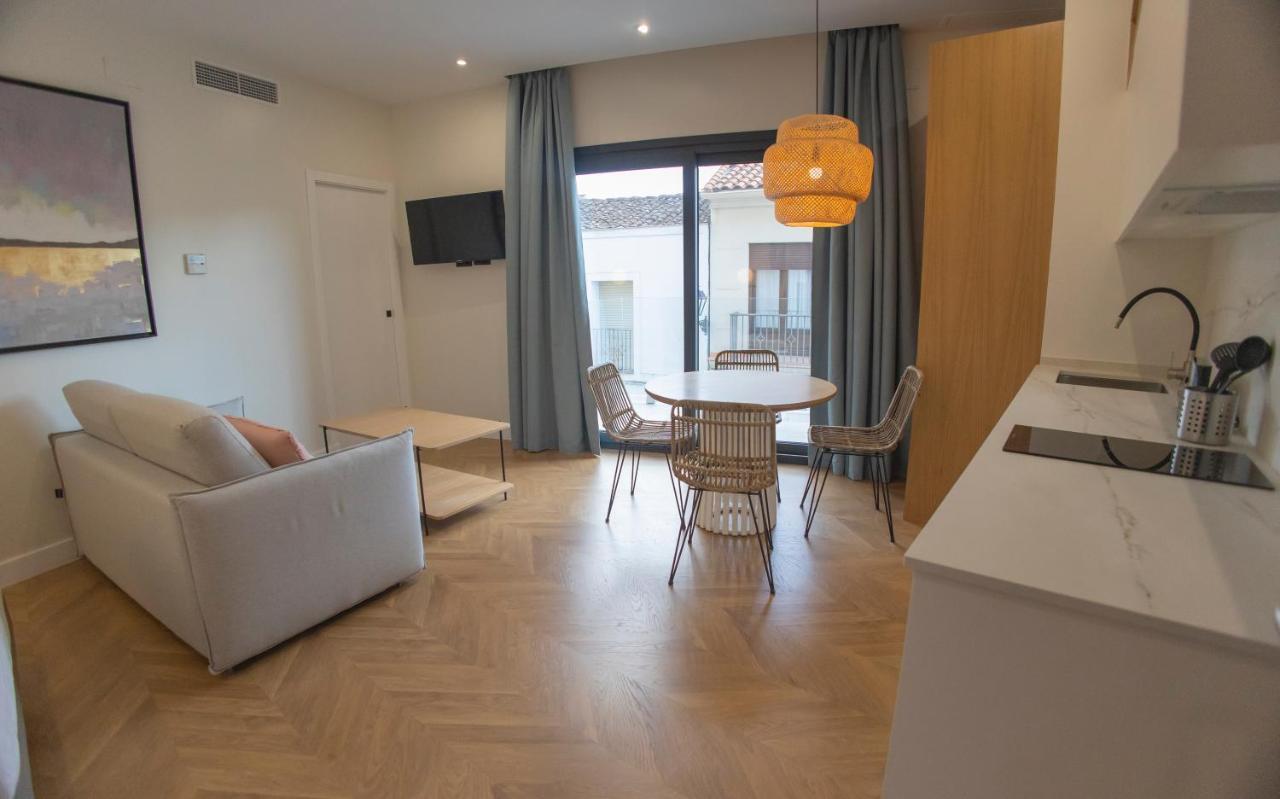 Oikos Apartamentos Turisticos Монестерио Экстерьер фото